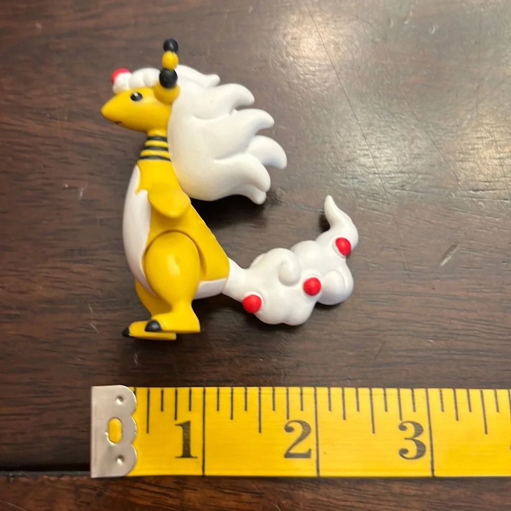 Authentic Pokemon Figure Mega Ampharos Gotta Catch Them All Nintendo TOMY